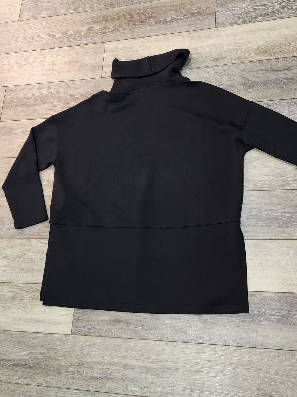 SPANX Air Essential Black Tunic Sweatshirt Size 1X - Picture 7 of 10
